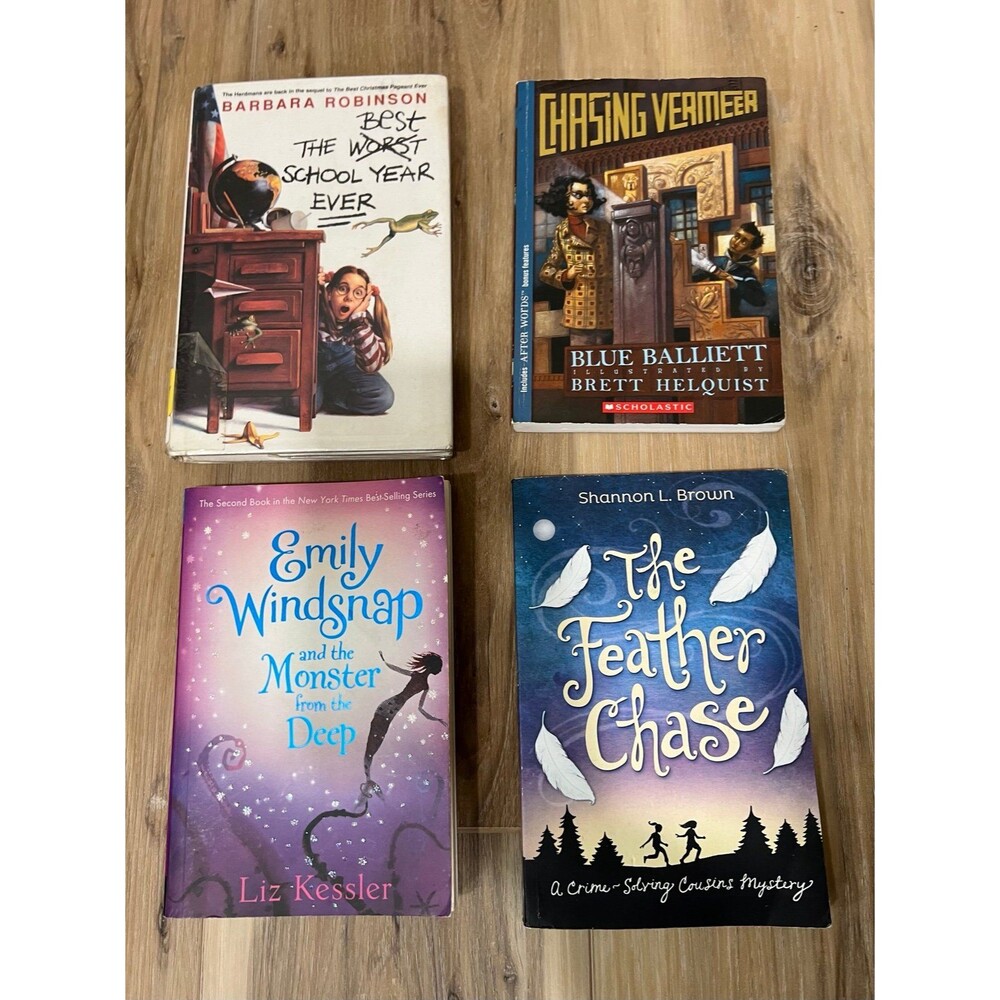 Children’s Scholastic Kids 4 Book Bundle Books Lot